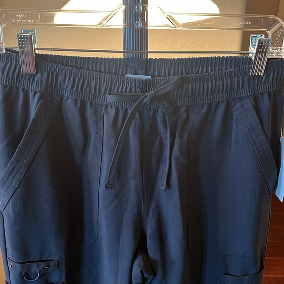 Dickies 4 way stretch scrub pants - Picture 3 of 10